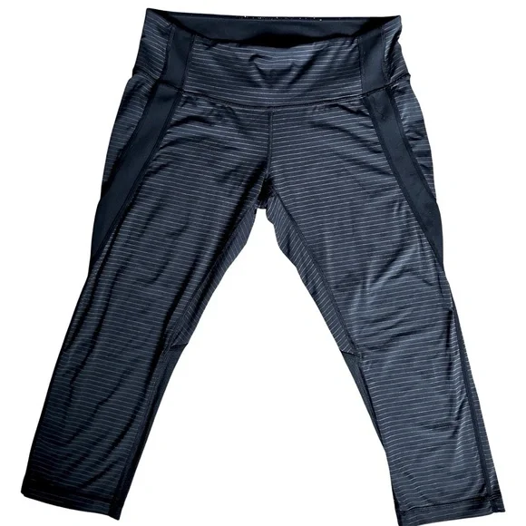 Lululemon InStride Crop Leggings Black Pinstripe Mesh Panel Size 12 - Picture 15 of 15